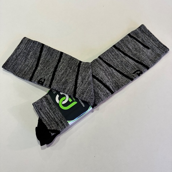 PRO COMPRESSION Running/Fitness Compression Socks - NWT - Picture 2 of 4